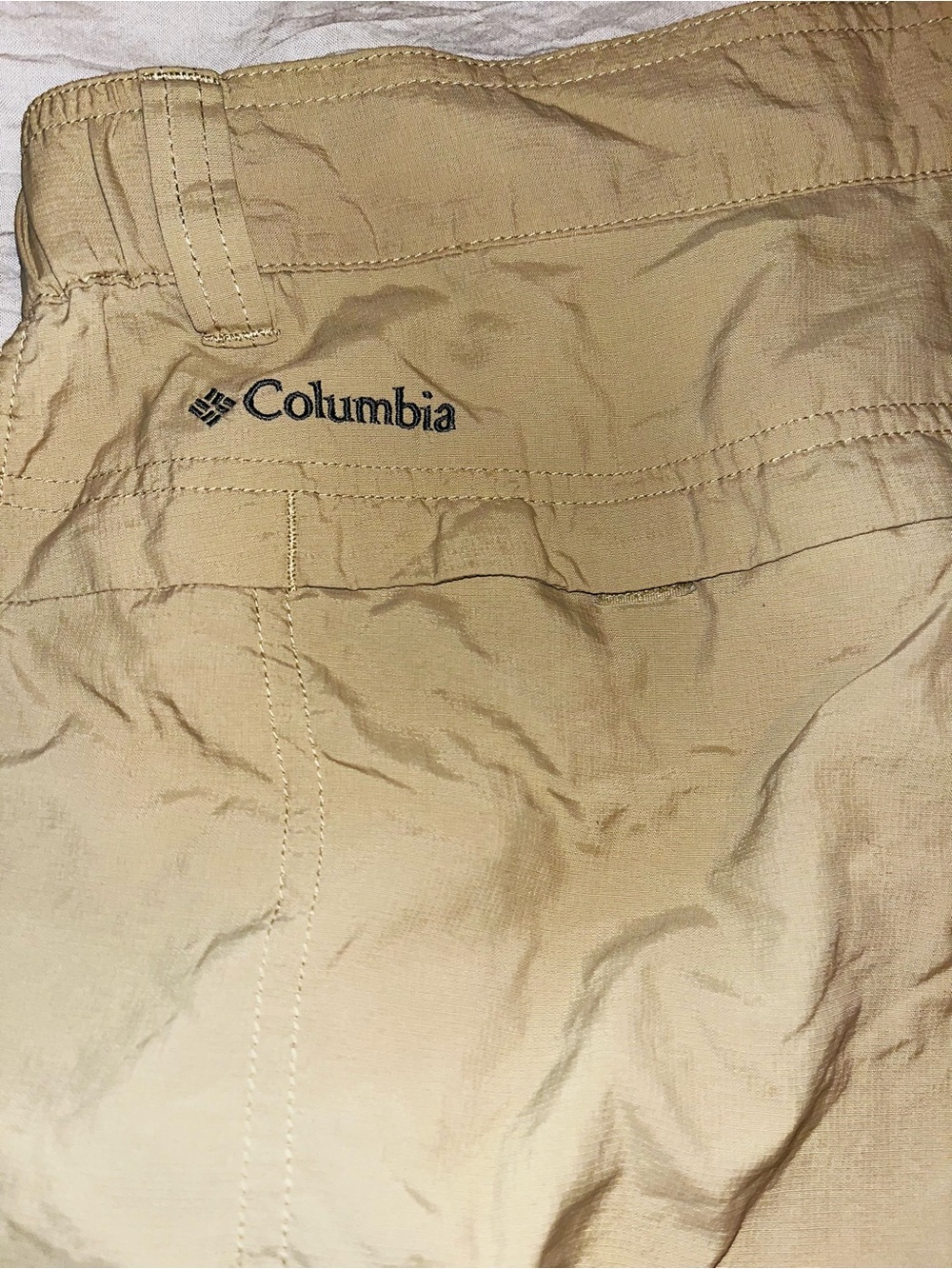 Men’s Omni-shade Columbia Hybrid shorts size 38 waist 9.5” inseam